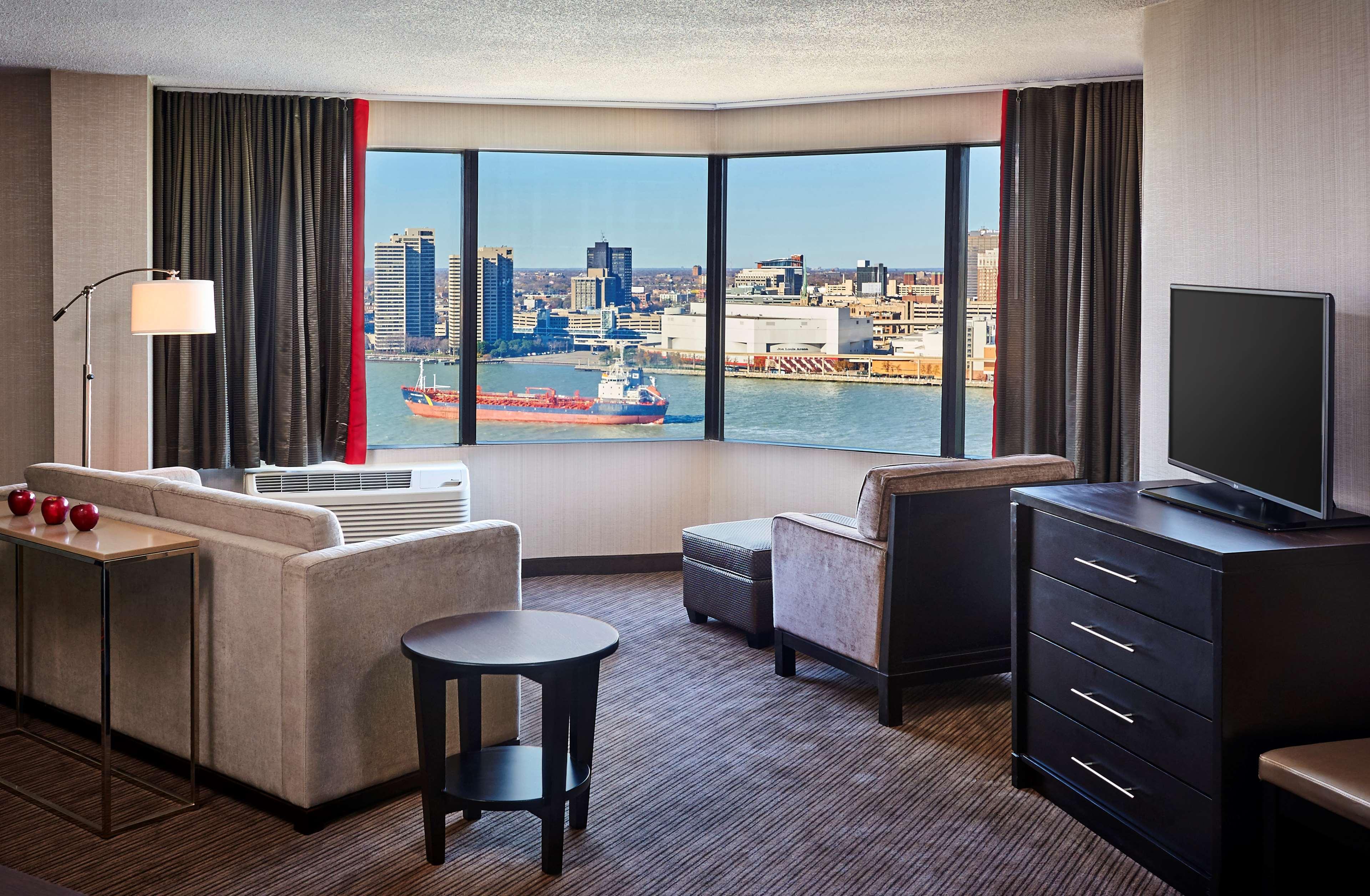 Best Western Plus Waterfront Hotel Γουίντσορ Εξωτερικό φωτογραφία