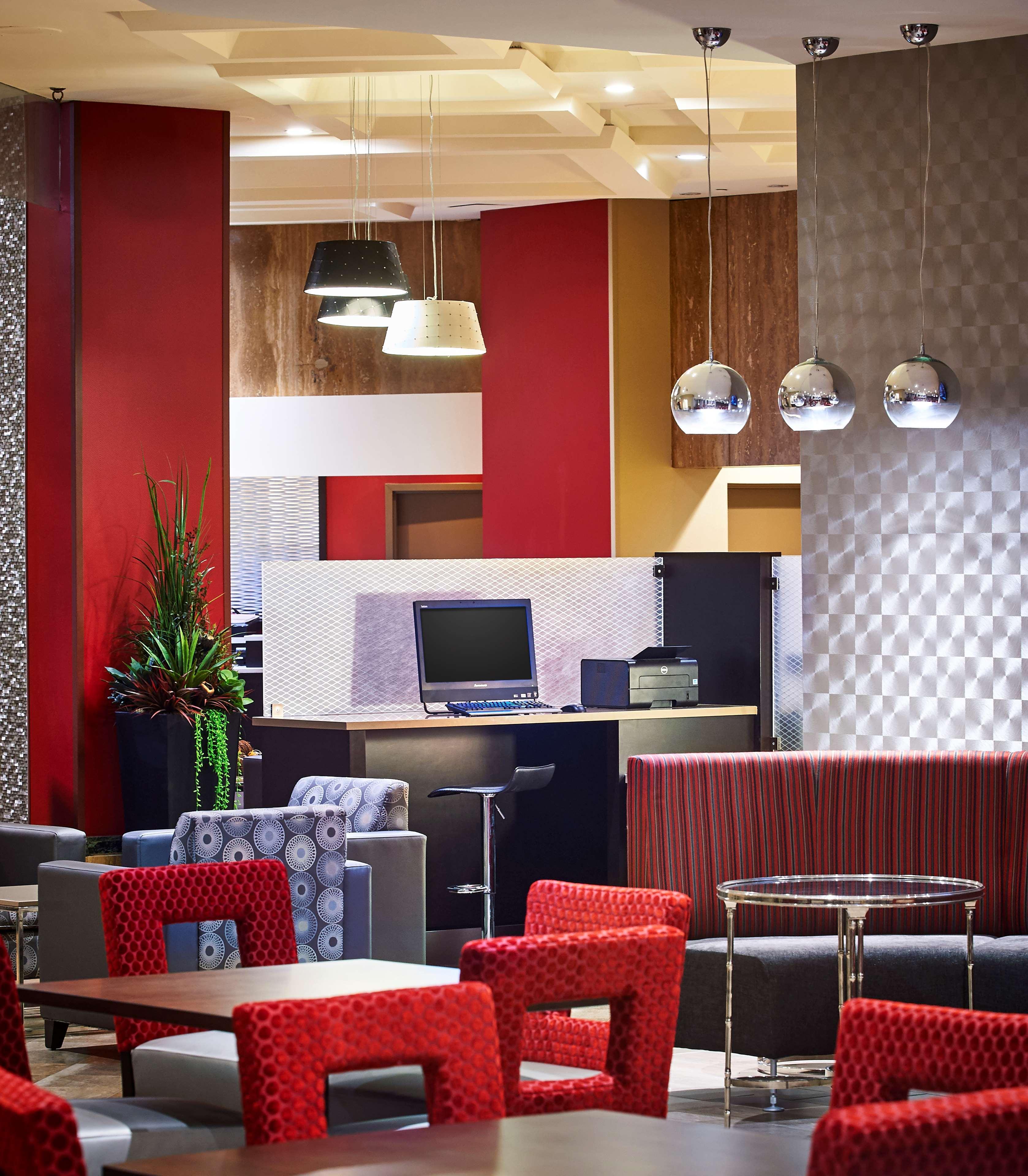 Best Western Plus Waterfront Hotel Γουίντσορ Εξωτερικό φωτογραφία