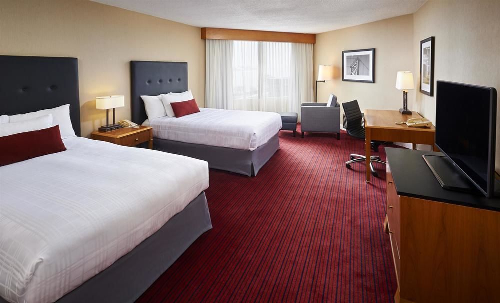 Best Western Plus Waterfront Hotel Γουίντσορ Εξωτερικό φωτογραφία